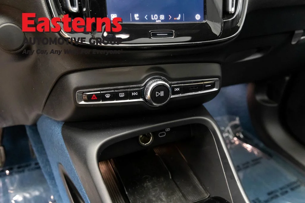 Used 2023 Gray Volvo Ultimate image 19