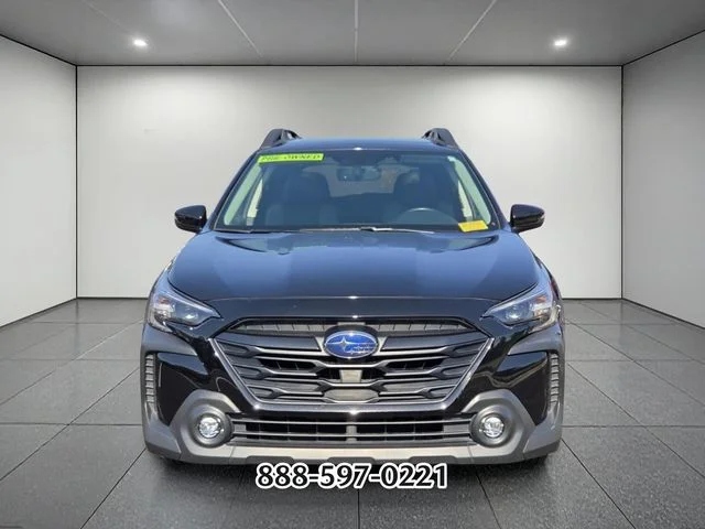 Used 2025 Crystal Black Silica SUBARU ONYX EDITION image 8