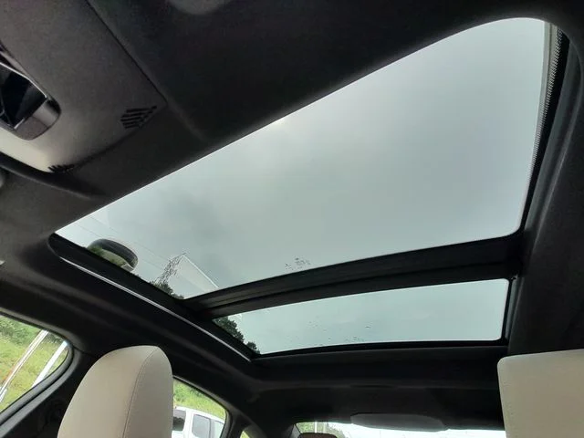 Used 2022 White BMW 228i xDrive image 35