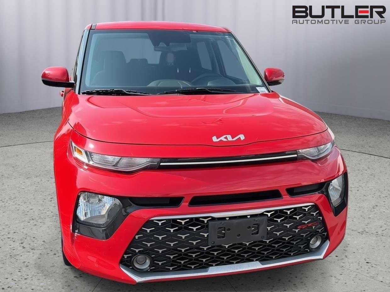 Used 2022 Inferno Red Kia GT-Line image 4