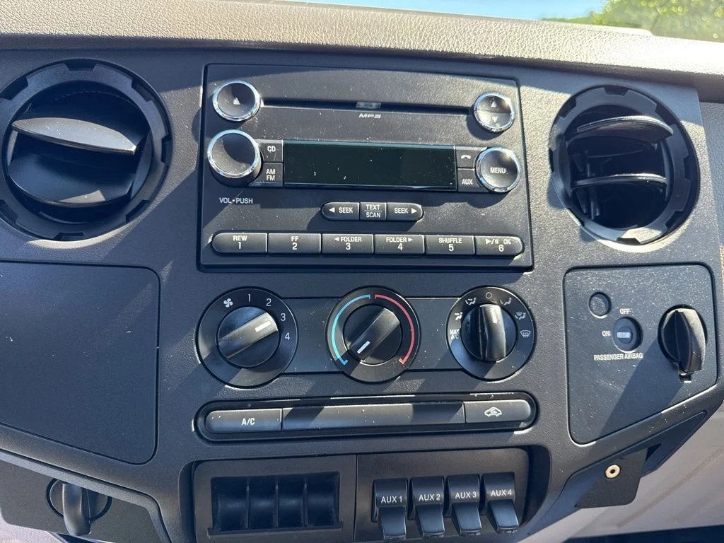 Used 2010 Blue Ford XL image 24