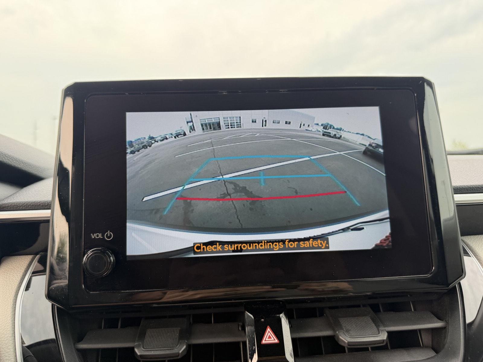Used 2023 Wind Chill Pearl Toyota LE image 26