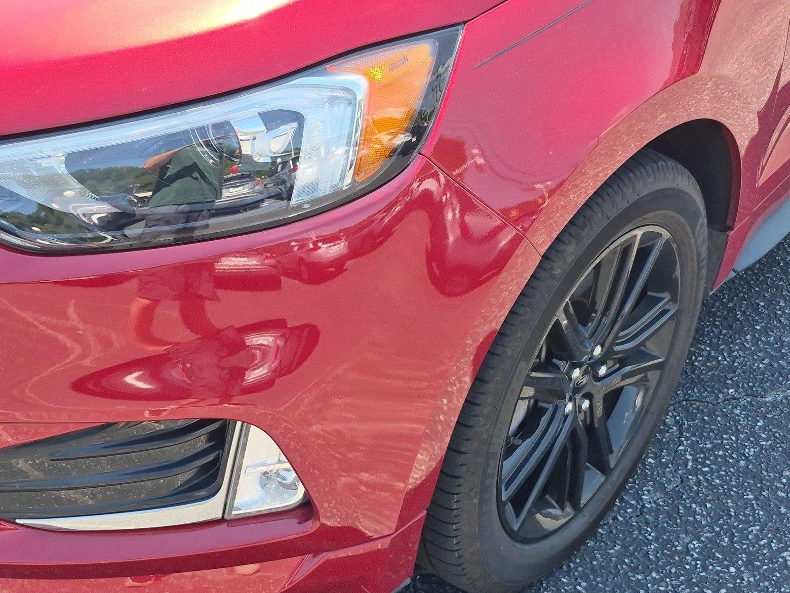 Used 2022 Rapid Red Metallic Tinted Clearcoat Ford ST-Line image 9