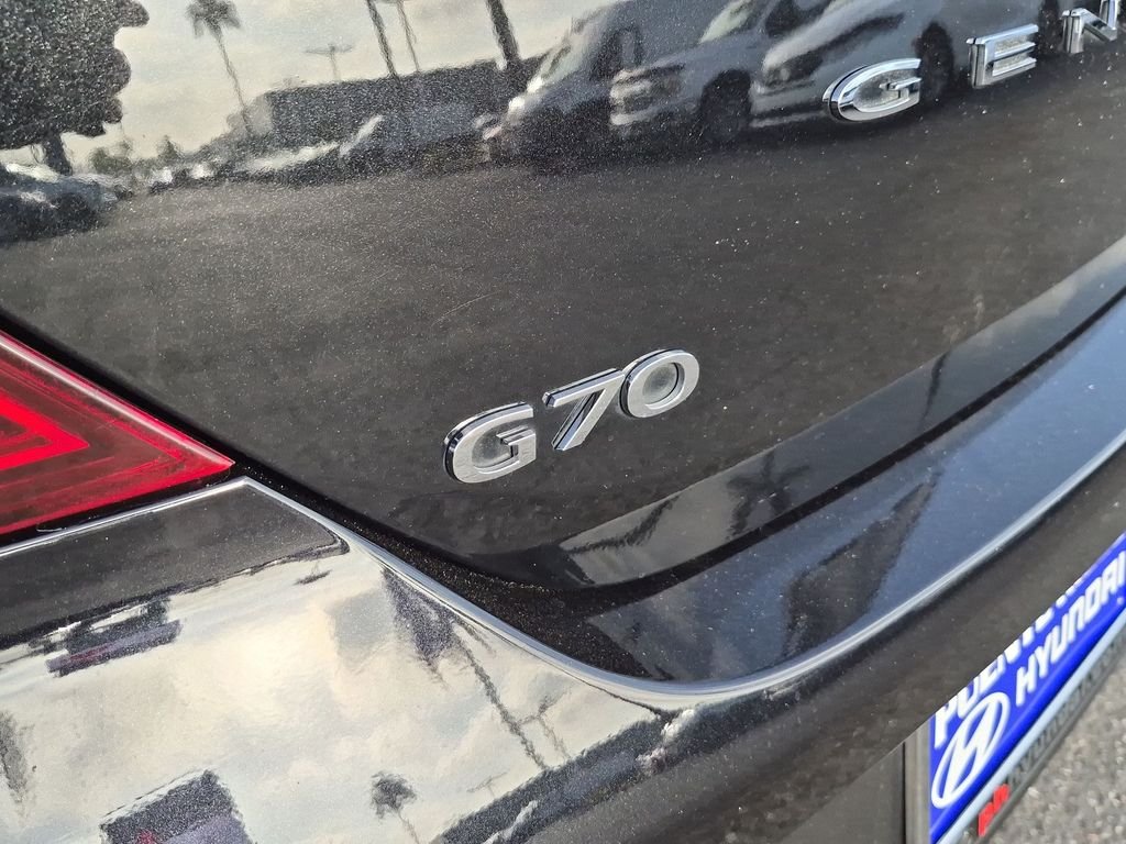 Used 2025 Black Genesis 2.5T image 10