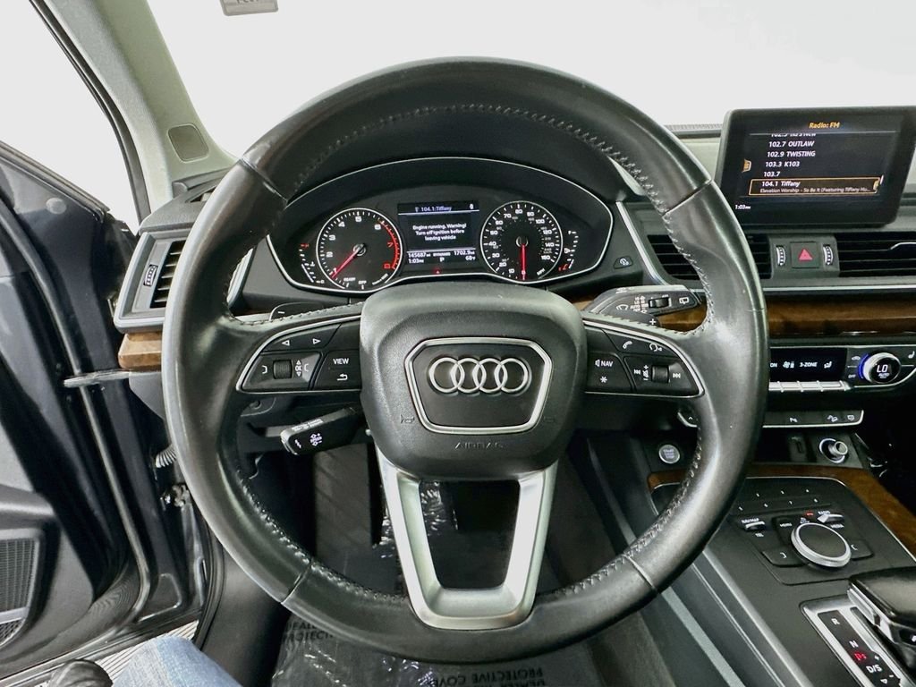 Used 2018 Gray Metallic Audi 2.0T Premium Plus image 11