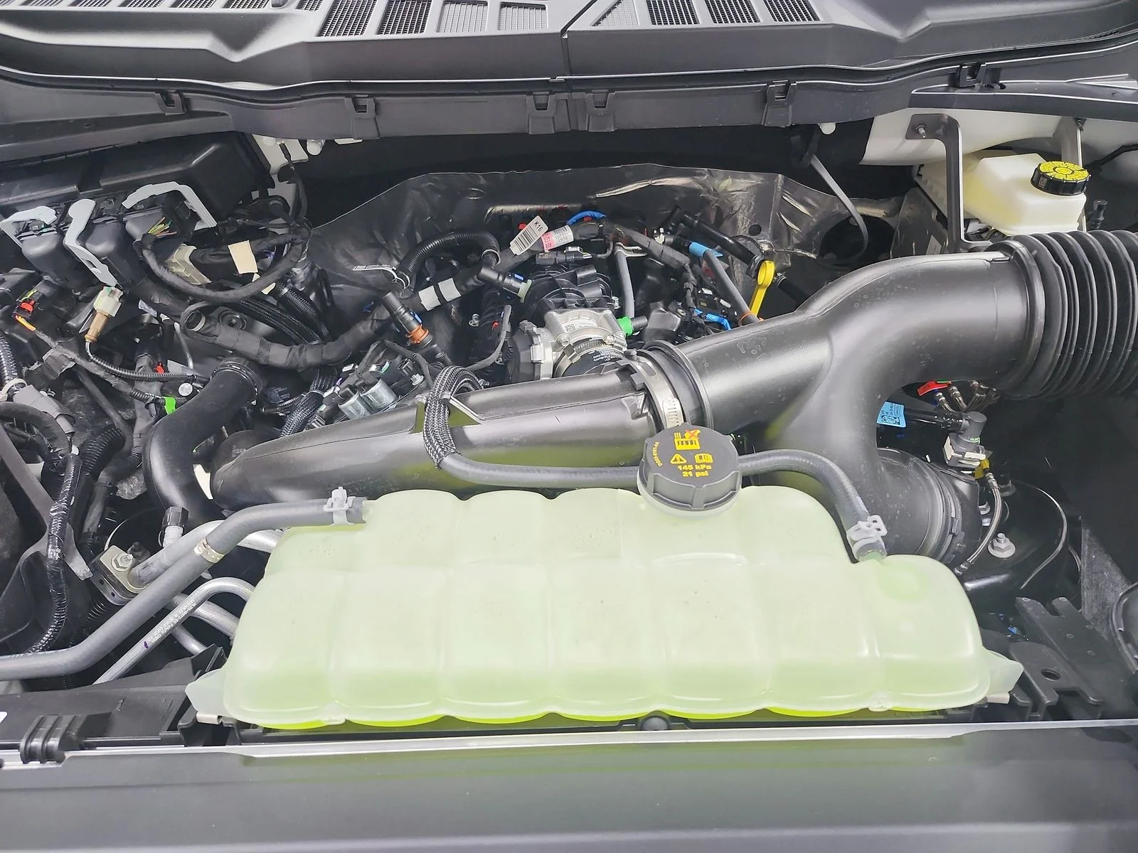 New 2026 Oxford White Ford STX® image 17