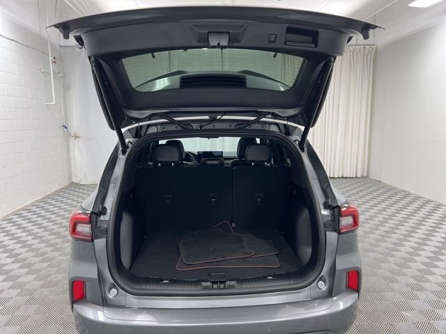 Used 2023 Carbonized Gray Metallic Ford ST-Line image 8
