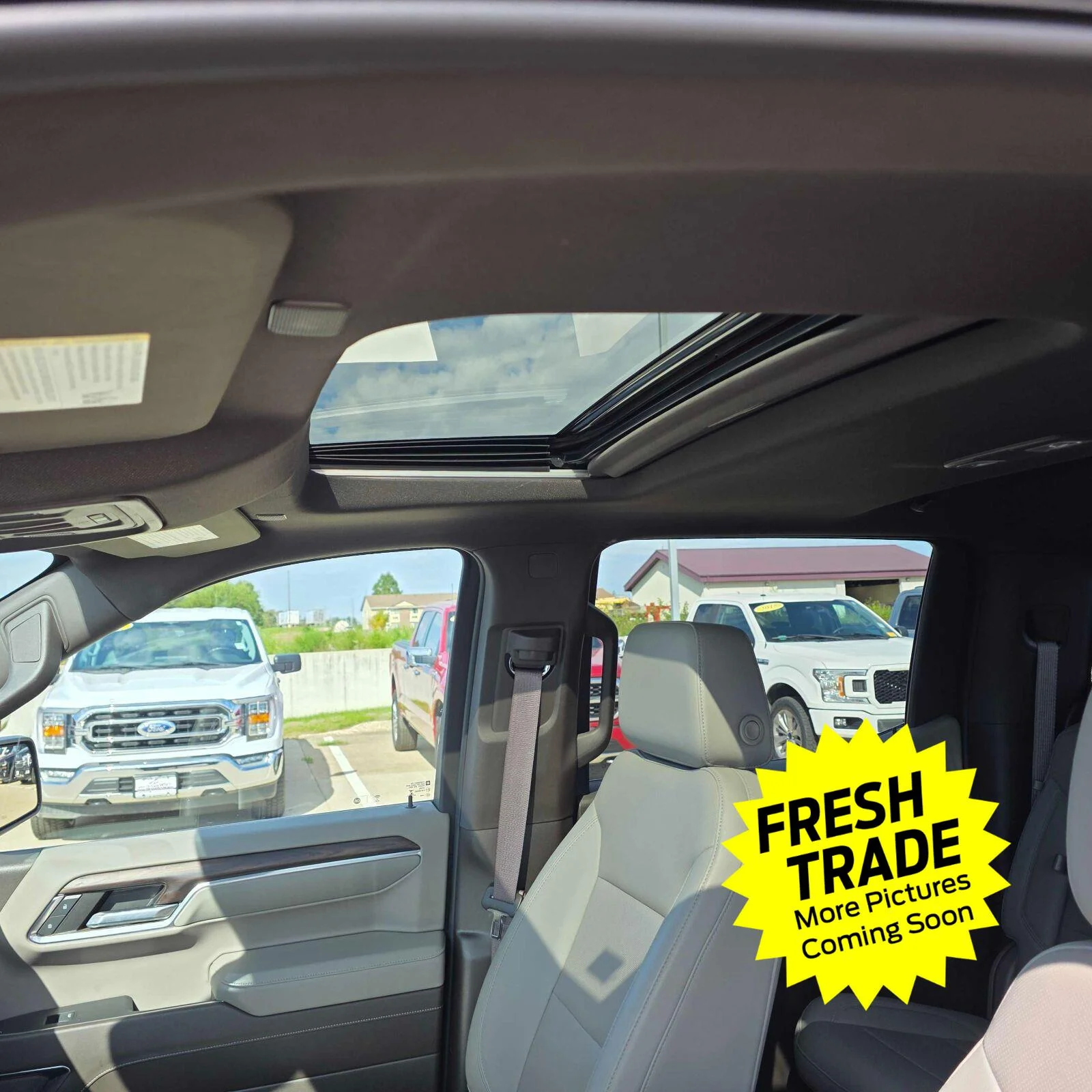 Used 2022 Cayenne Red Tintcoat GMC SLT image 8