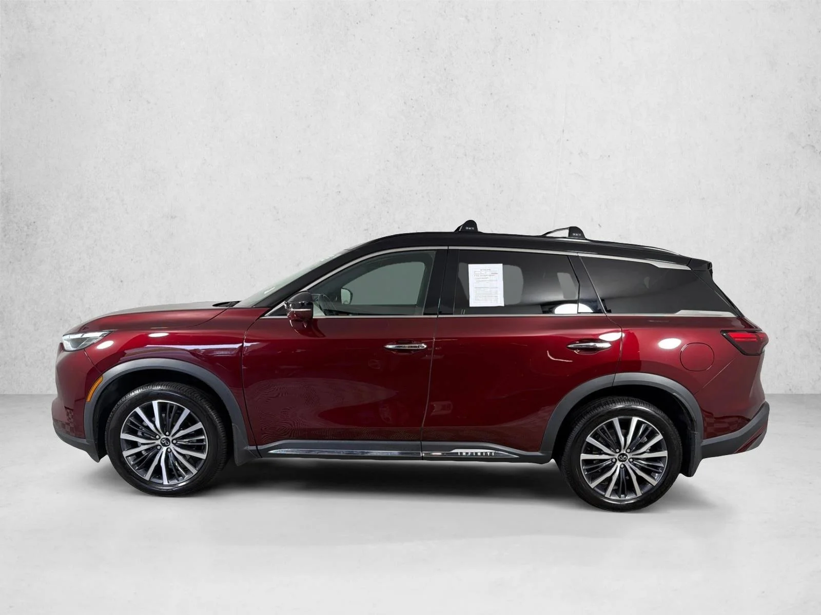 Used 2023 Maroon INFINITI AUTOGRAPH image 8