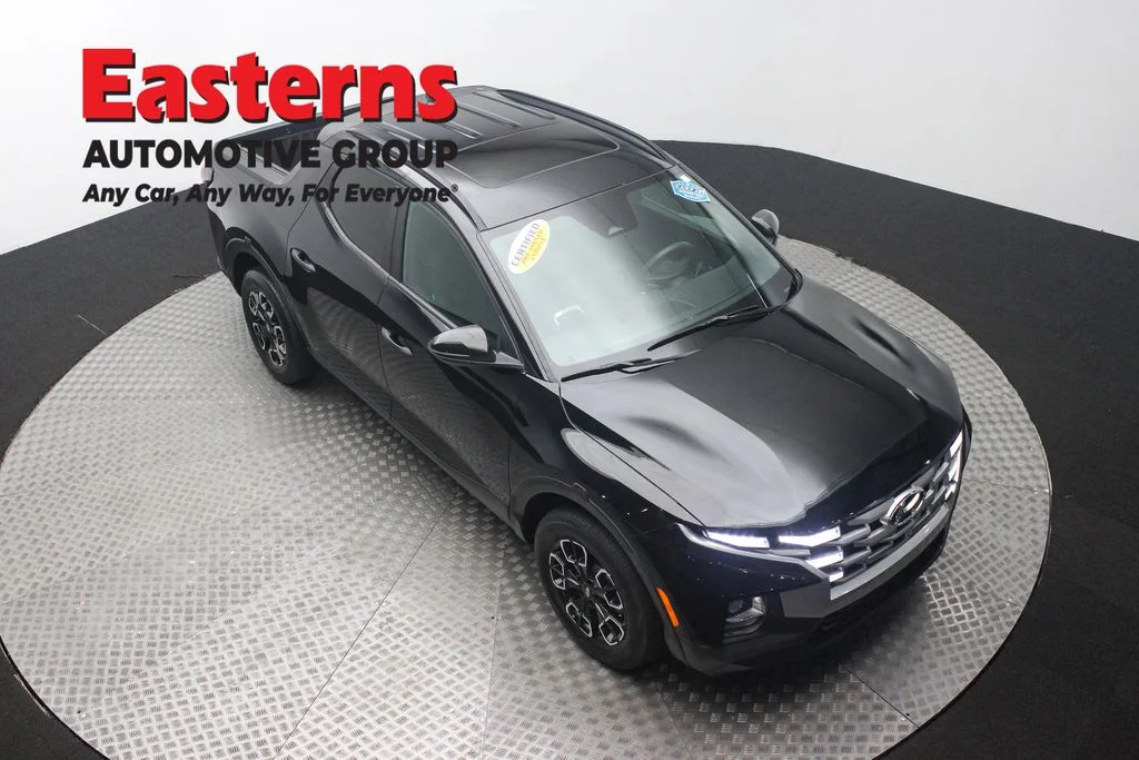 Used 2022 Black Hyundai SEL image 3