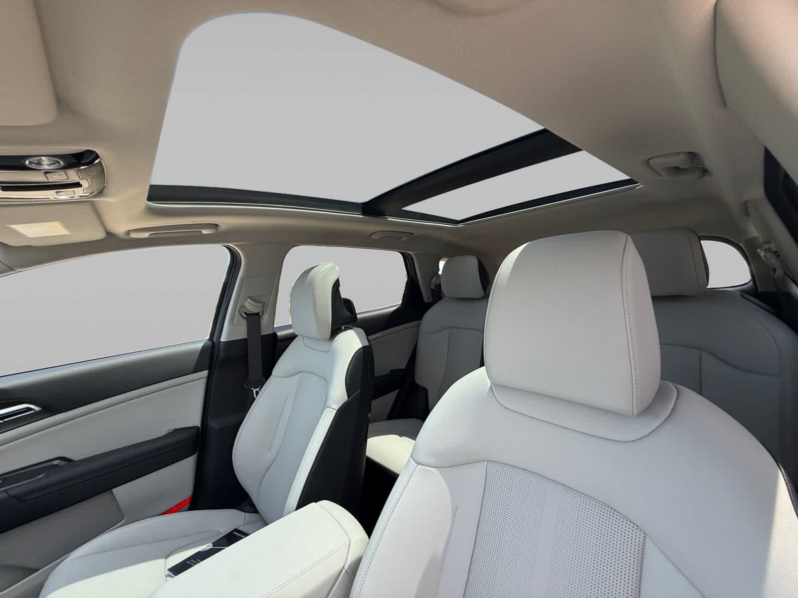 New 2026 Heritage Blue Kia EX image 12
