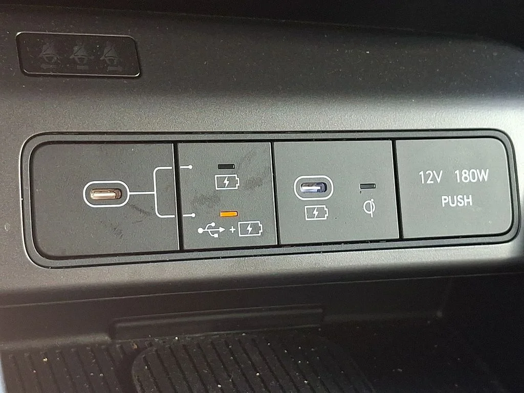 Used 2026 Blue Hyundai SEL Premium image 24