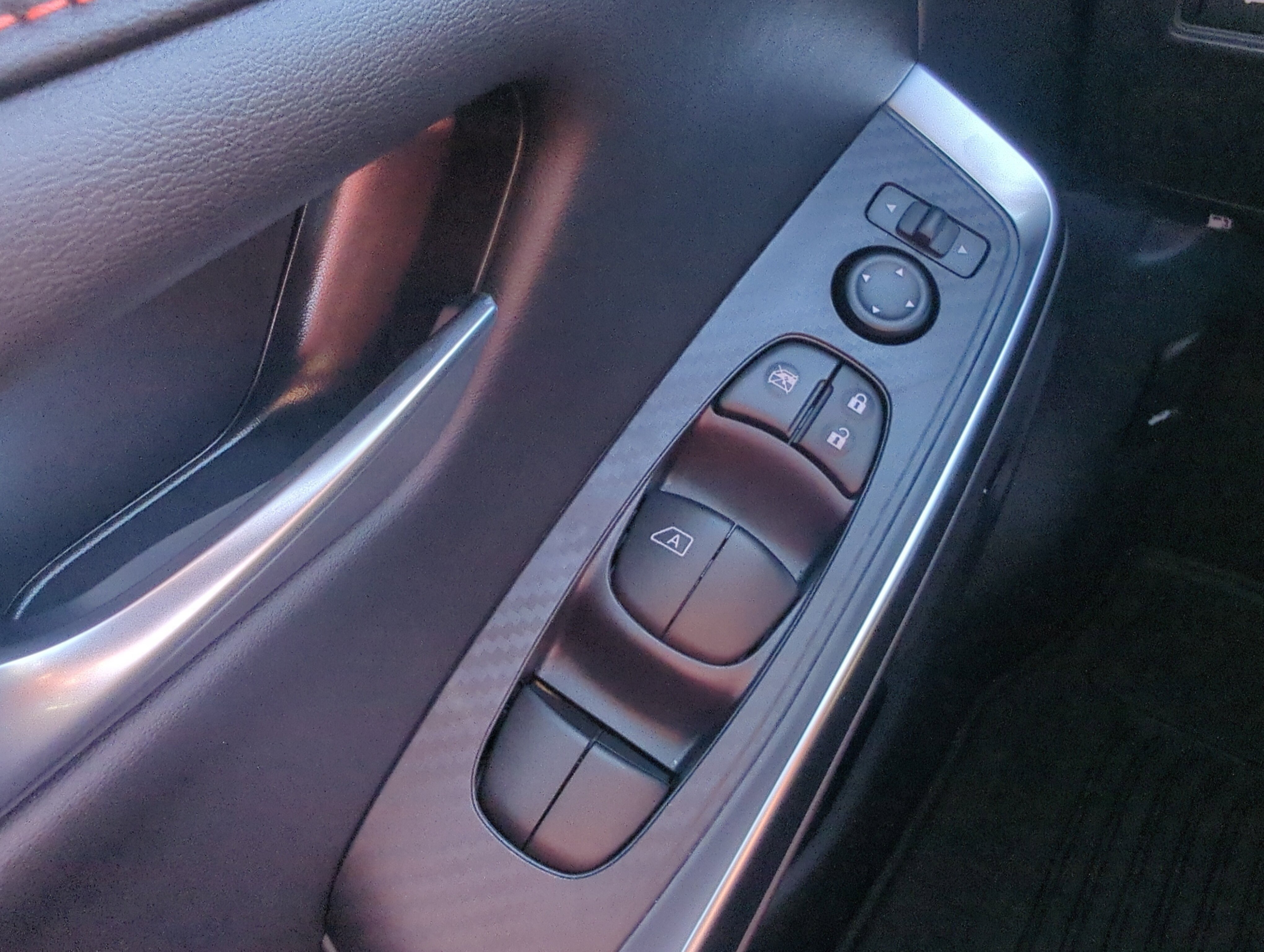 2025 Nissan Sentra SR - Photo 24