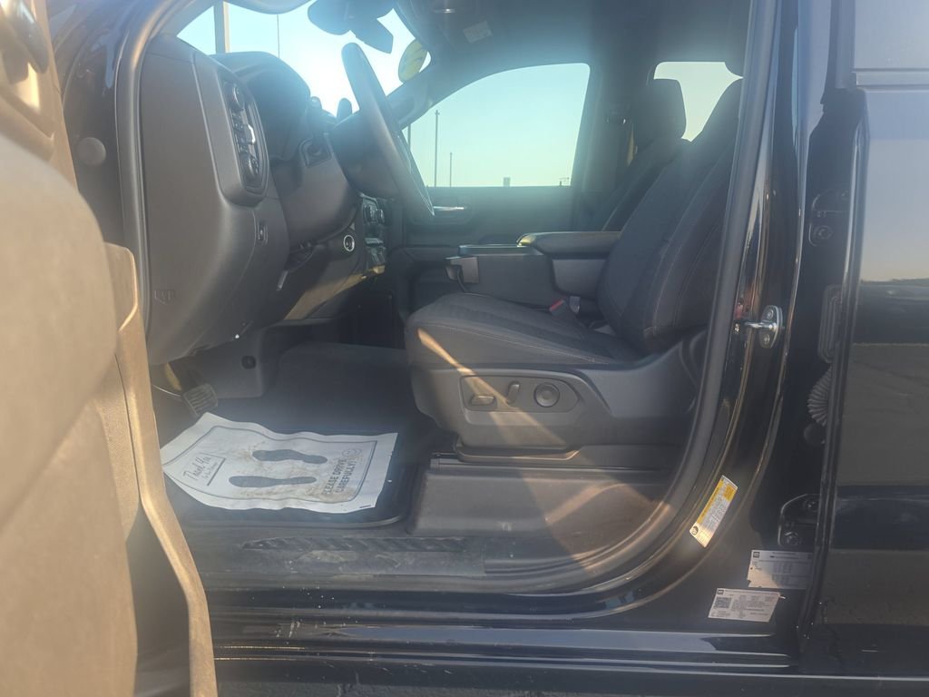 Used 2022 Black Chevrolet Custom Trail Boss image 19
