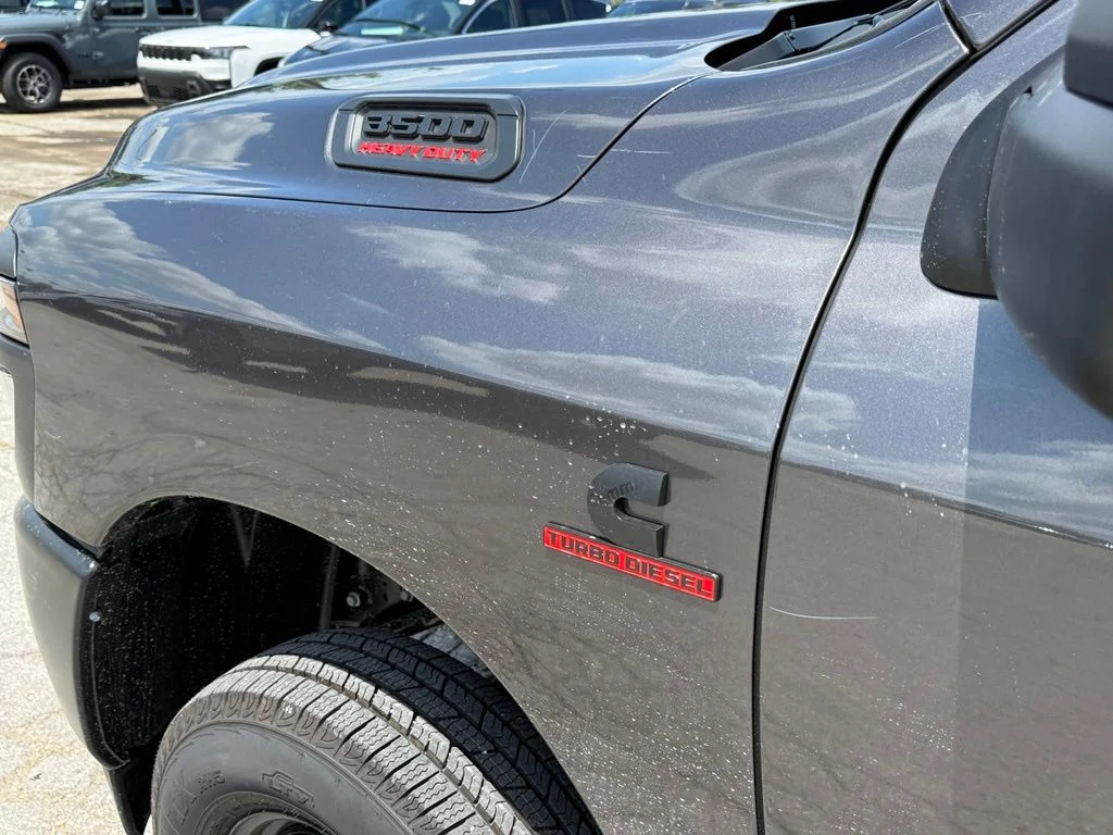 New 2026 Granite Crystal Metallic Clear-Coat Exterior Paint RAM Tradesman image 11