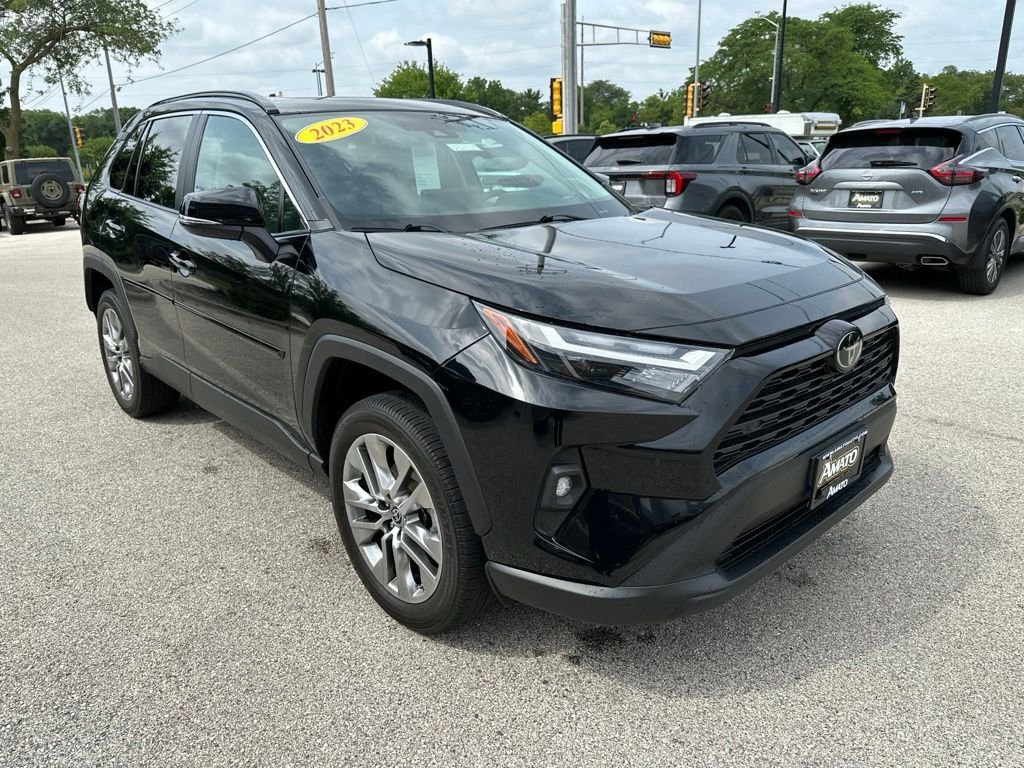 Used 2023 Black Toyota XLE Premium image 4