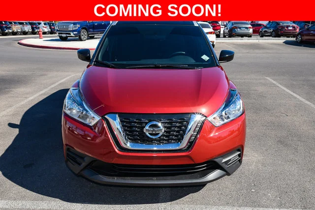 Used 2020 Red Nissan SV image 8