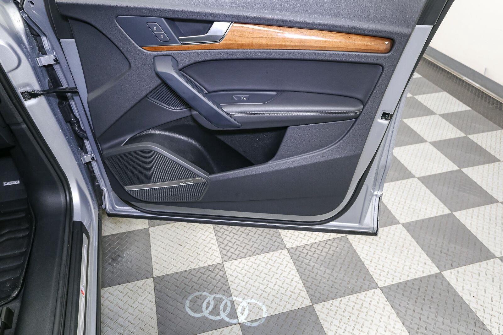 Used 2023 Florett Silver Metallic Audi S line Premium Plus image 24