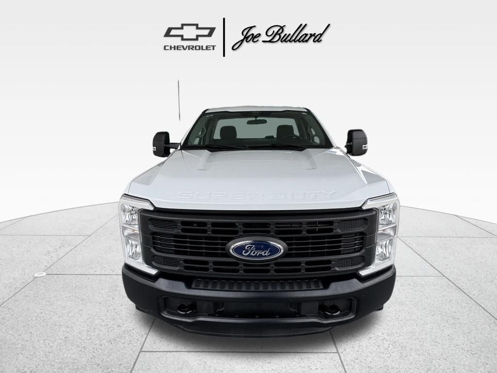 Used 2024 White Ford XL image 3