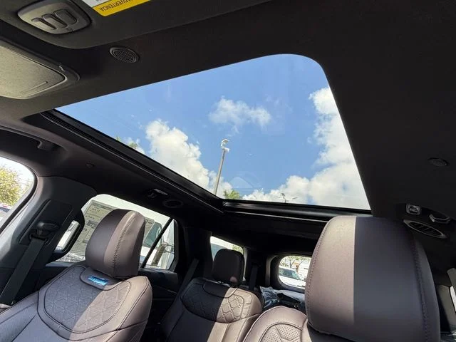 New 2026 Agate Black Metallic Ford Platinum™ image 28