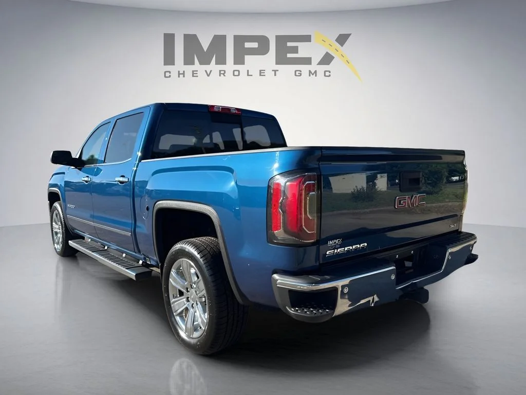 Used 2017 Blue GMC SLT image 3