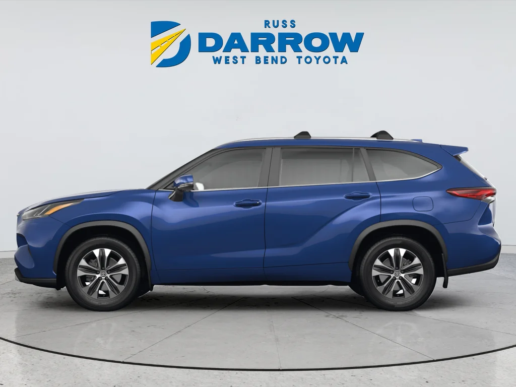 Certified Used 2022 Blue Toyota XLE image 2
