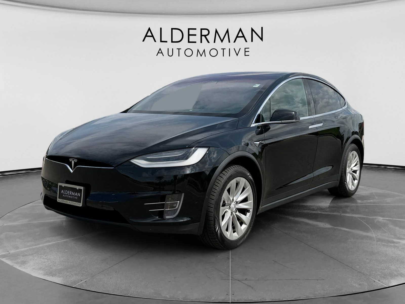 2020 Tesla Model X Long Range's photo