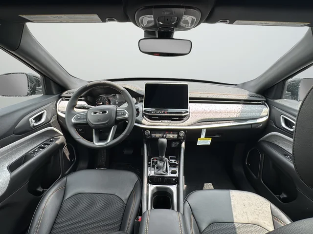 2026 Jeep Compass 85th Anniversary - Photo 9