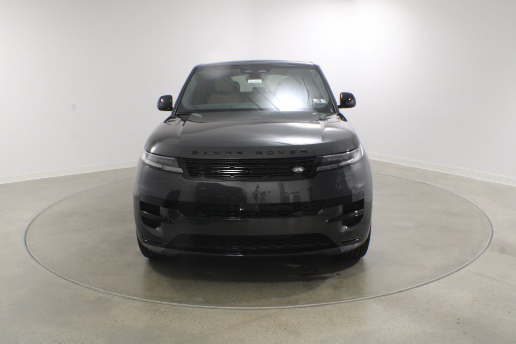 New 2027 Carpathian Grey Land Rover Dynamic SE image 9