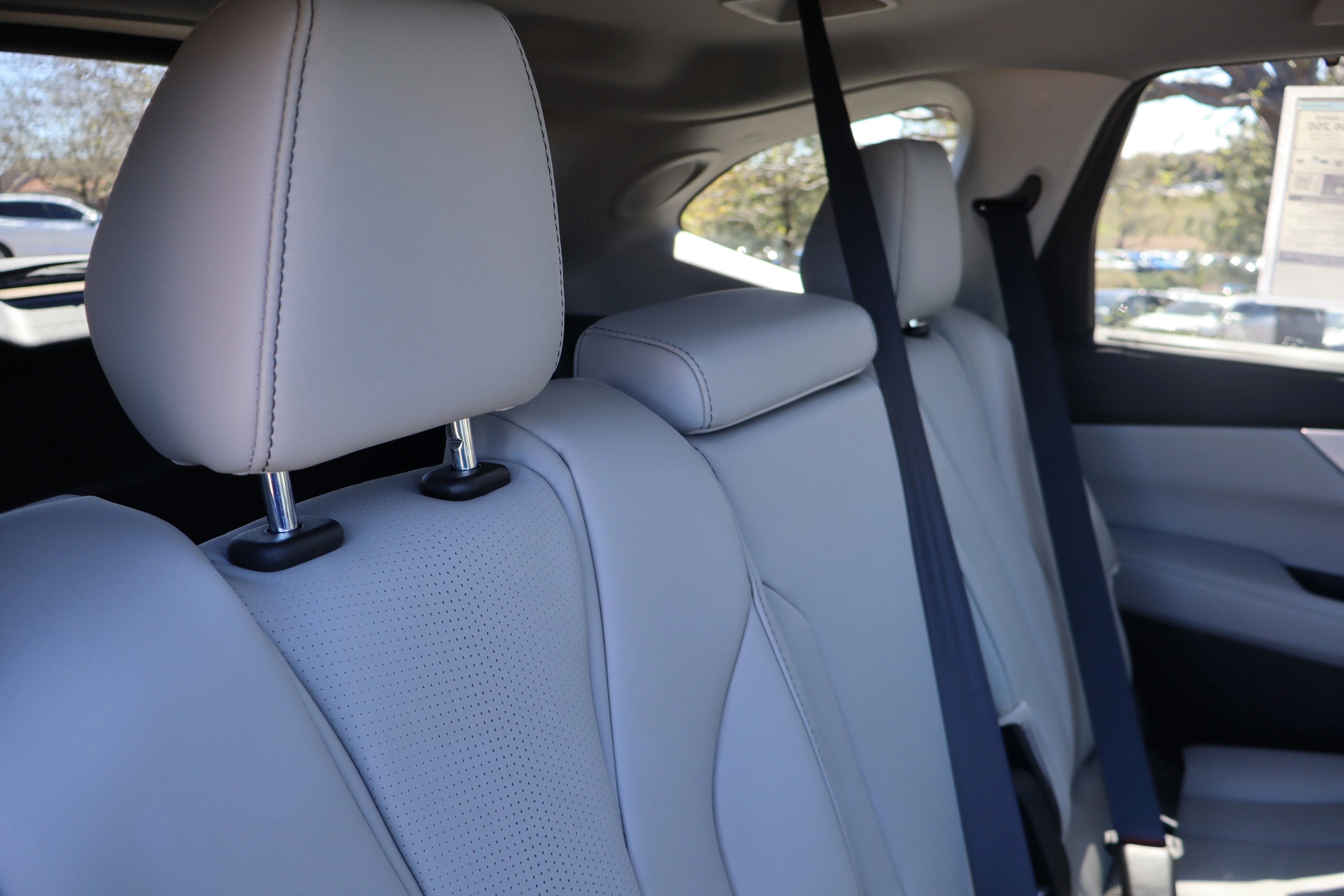 New 2026 Solar Silver Metallic Acura w/Technology Package image 29