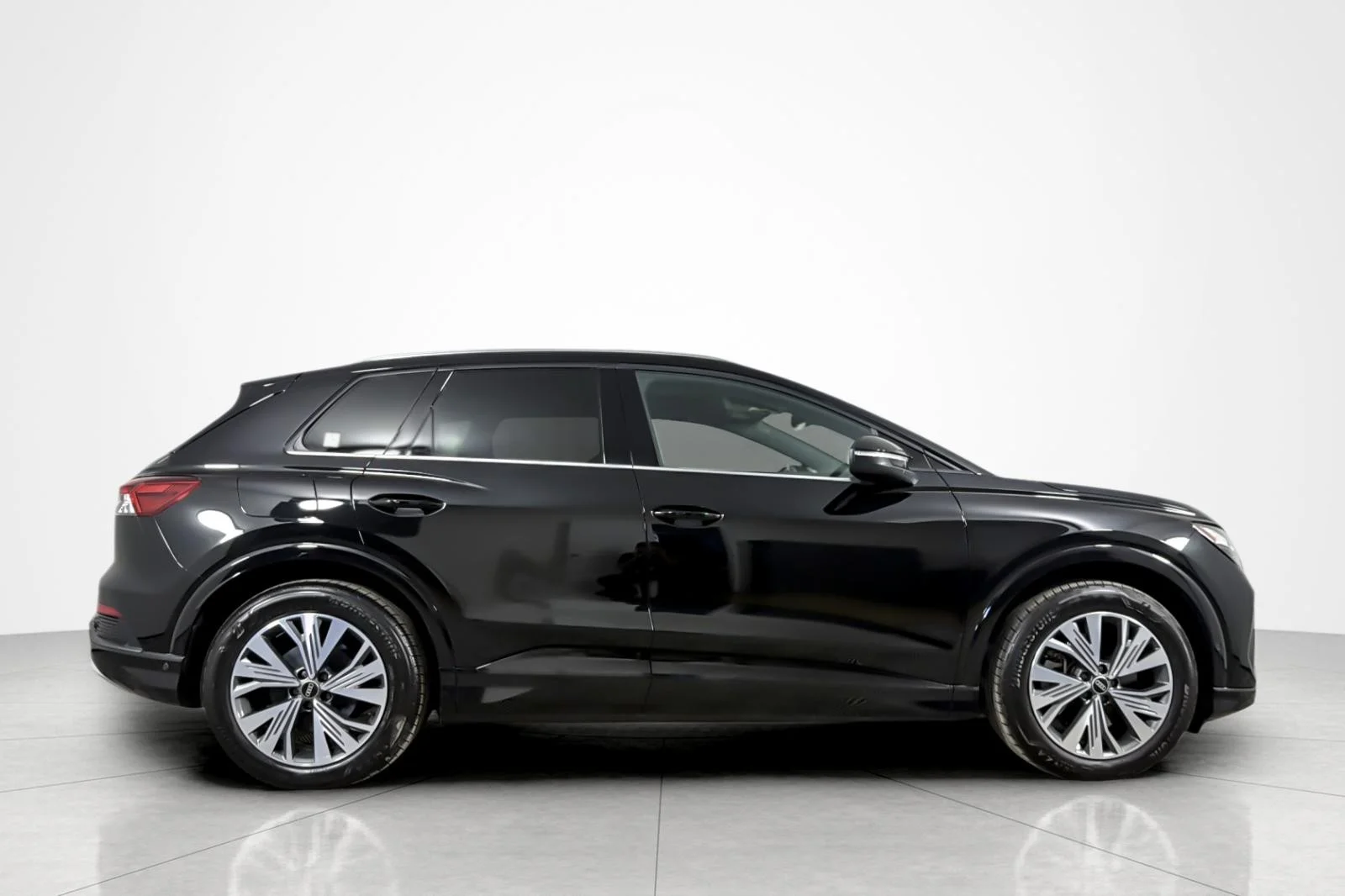 Used 2023 Mythos Black Metallic Audi Premium Plus 40 RWD image 6