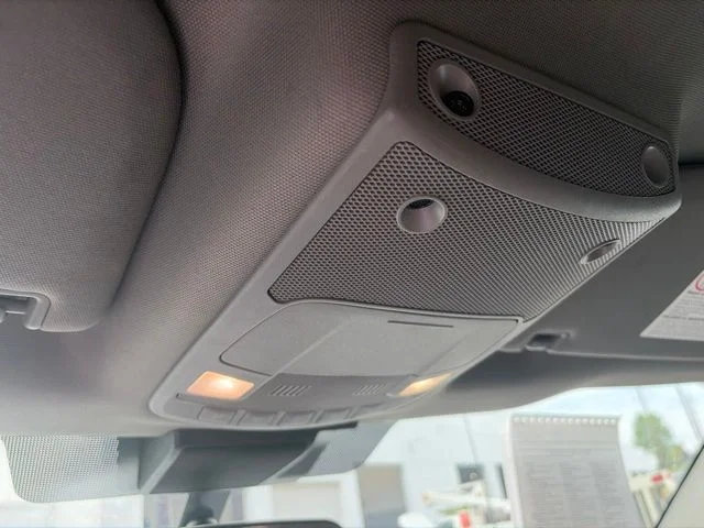 Used 2021 White Ford XLT image 12