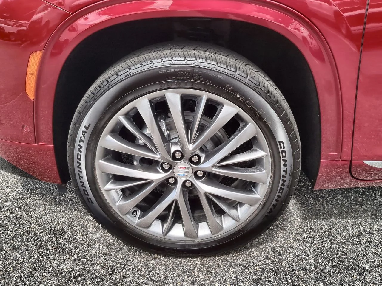 New 2026 Cherry Red Tintcoat Buick Avenir image 34