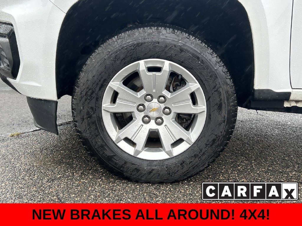 Used 2021 White Chevrolet LT image 9
