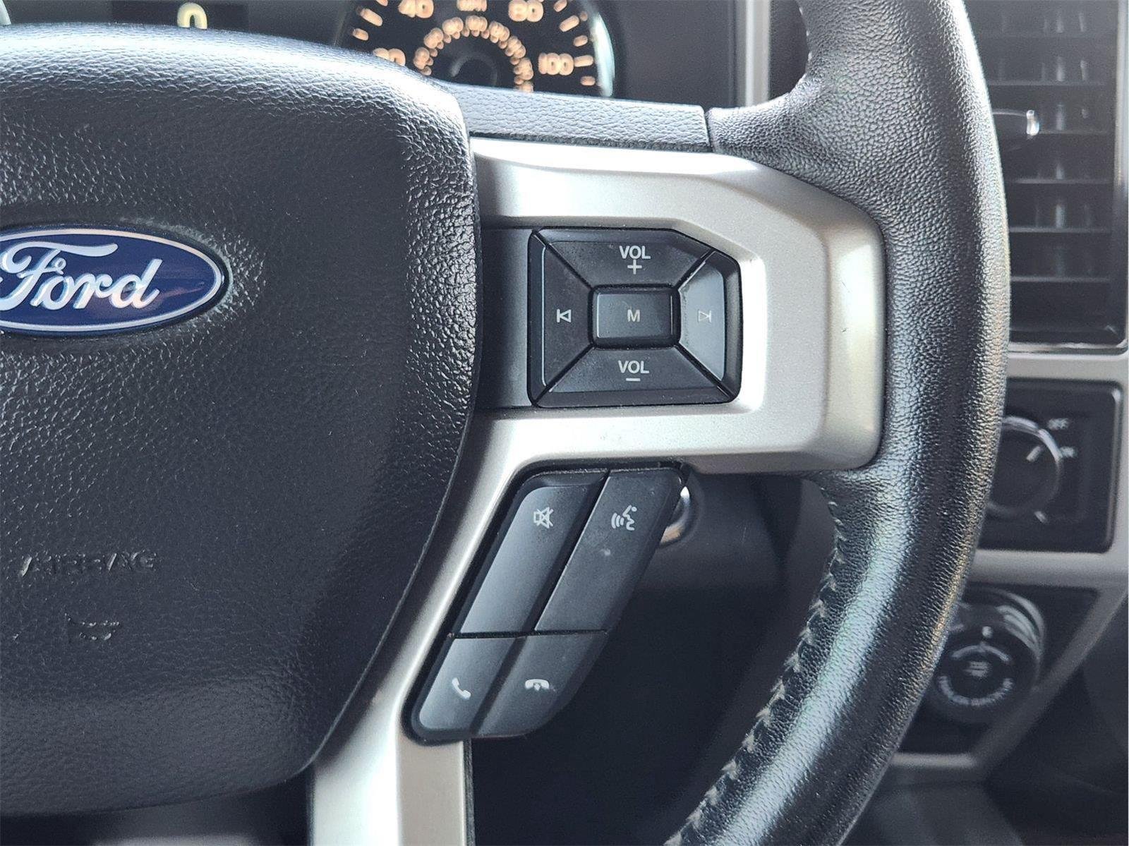Used 2020 Magnetic FORD Lariat image 27