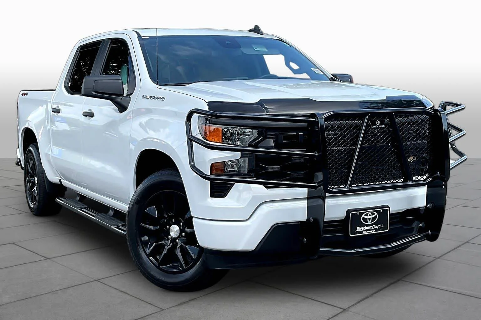 Used 2024 Summit White Chevrolet Custom image 5