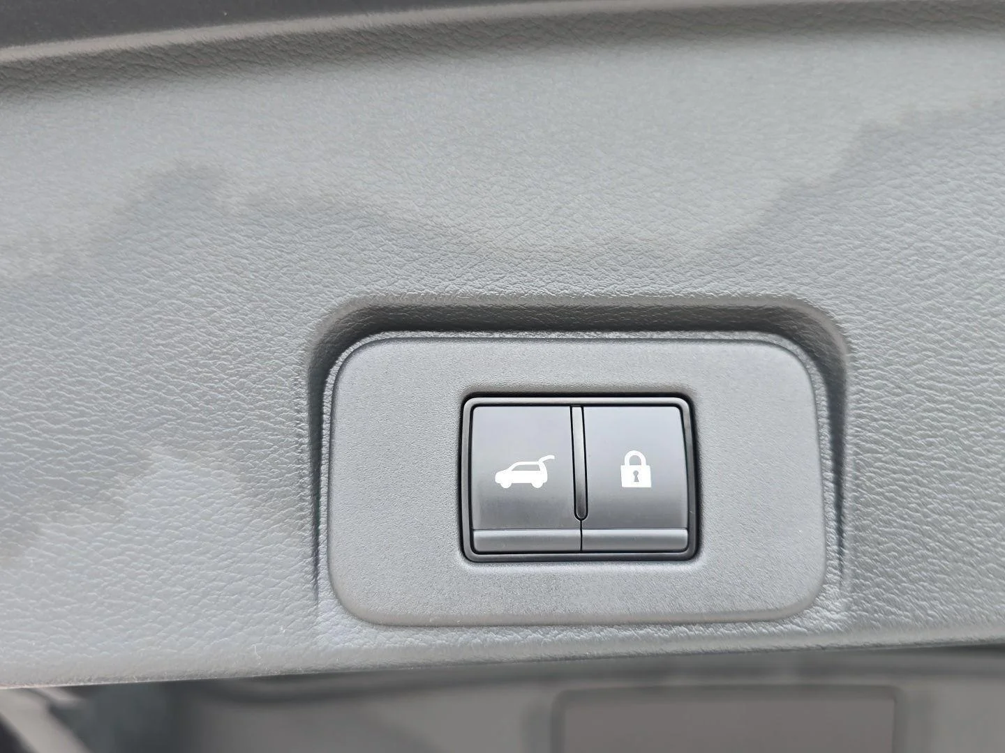 Used 2025 Super Black Nissan SV image 7