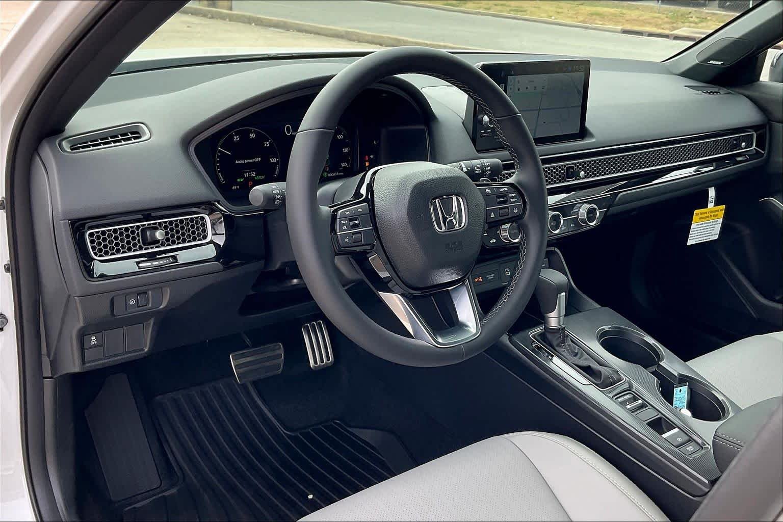 2026 Honda Civic Hatchback Sport Touring - Photo 8