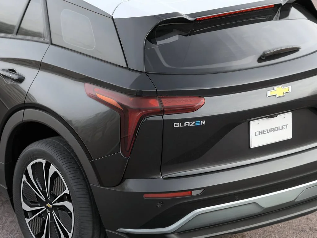 New 2026 Black Chevrolet LT image 21