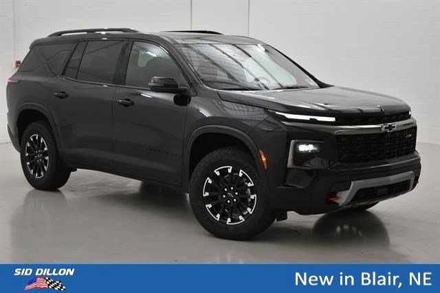 New 2026 Mosaic Black Metallic Chevrolet Z71 image 14