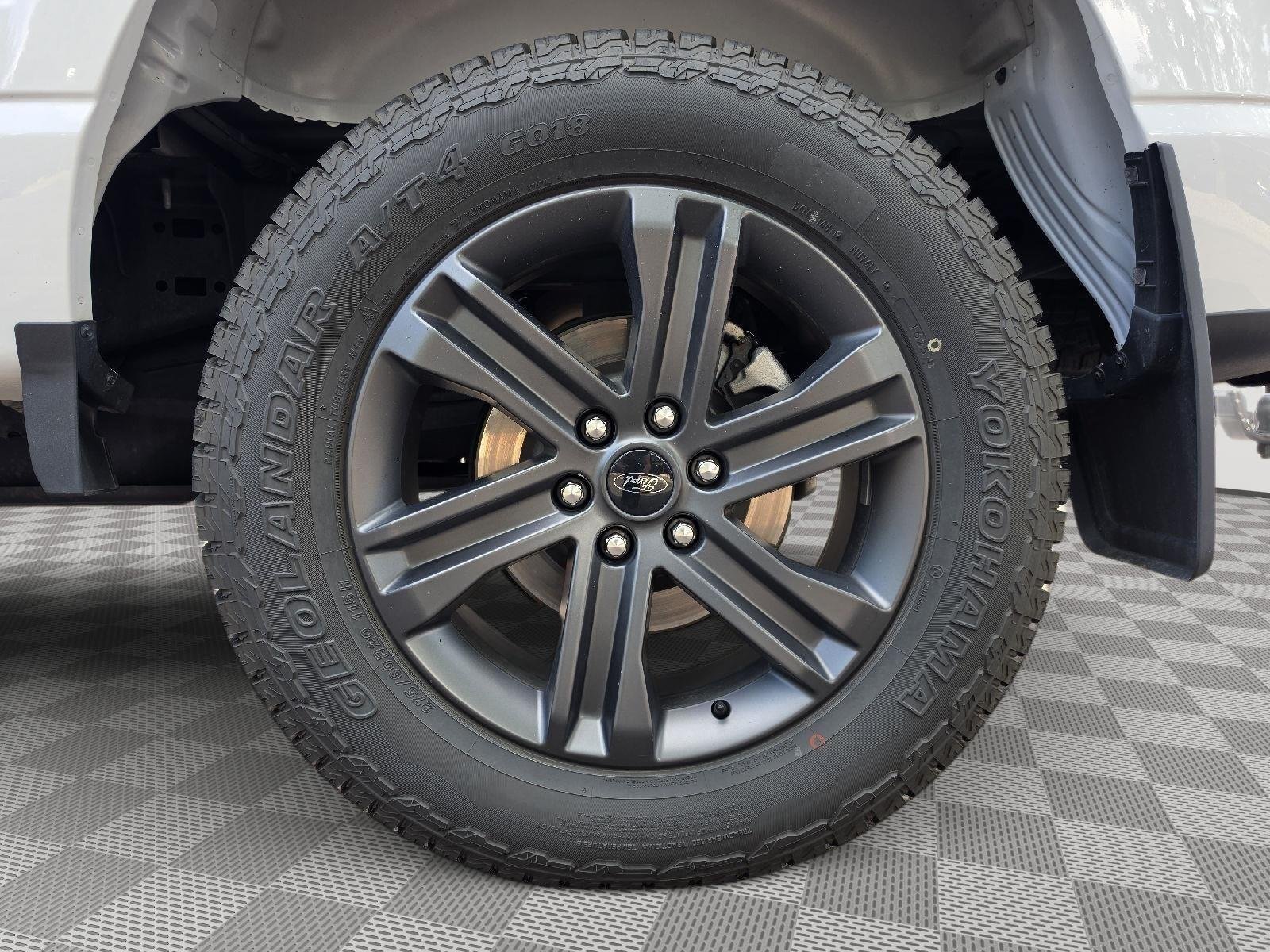 Used 2023 Oxford White Ford XLT image 10