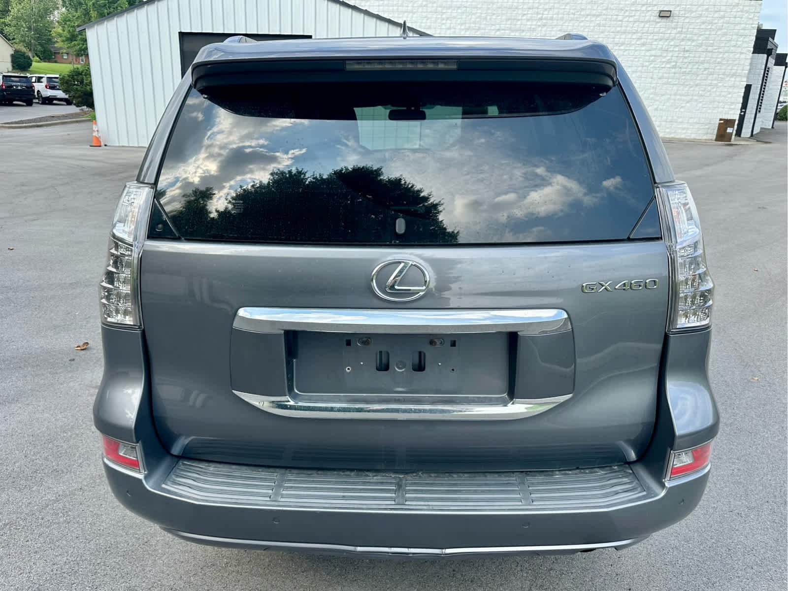 Used 2017 Nebula Gray Pearl Lexus Luxury image 6