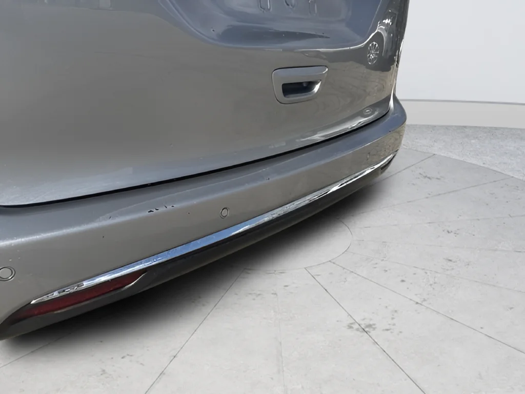 Used 2021 Silver Chrysler Touring L image 24