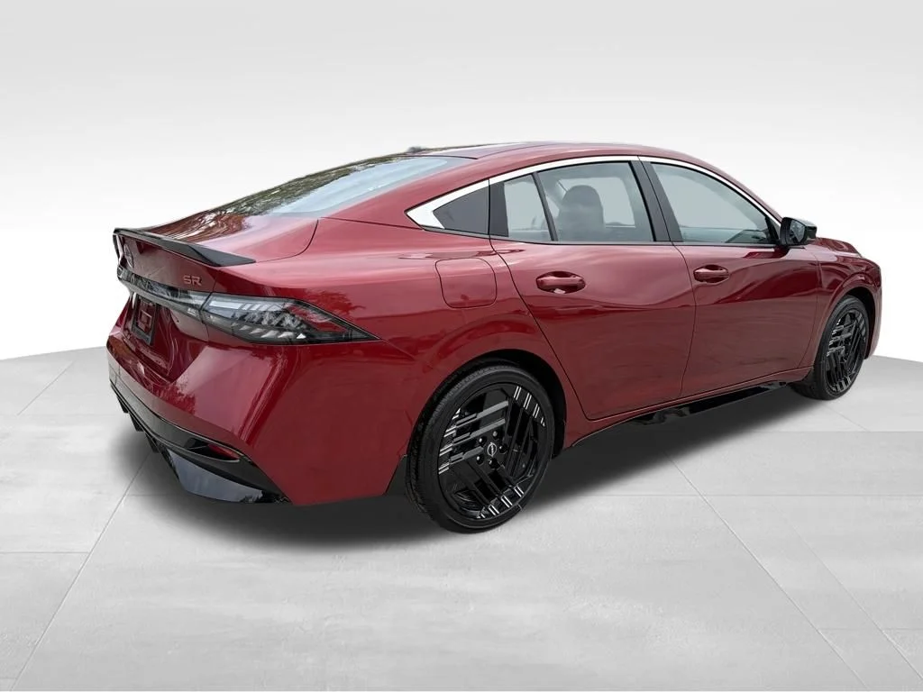 New 2026 Scarlet Ember Tintcoat Nissan SR image 8