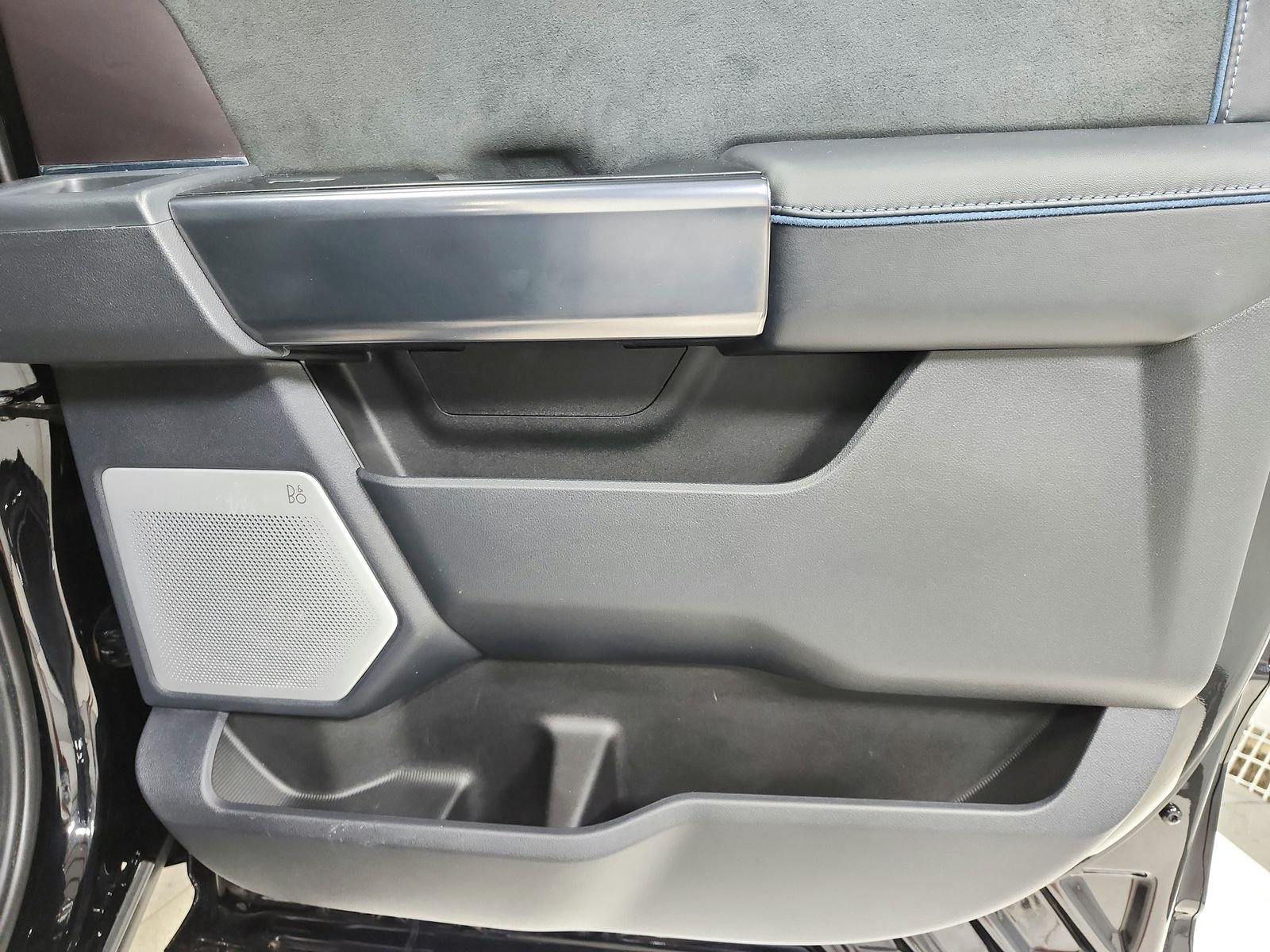 Used 2026 Agate Black Ford Platinum image 49
