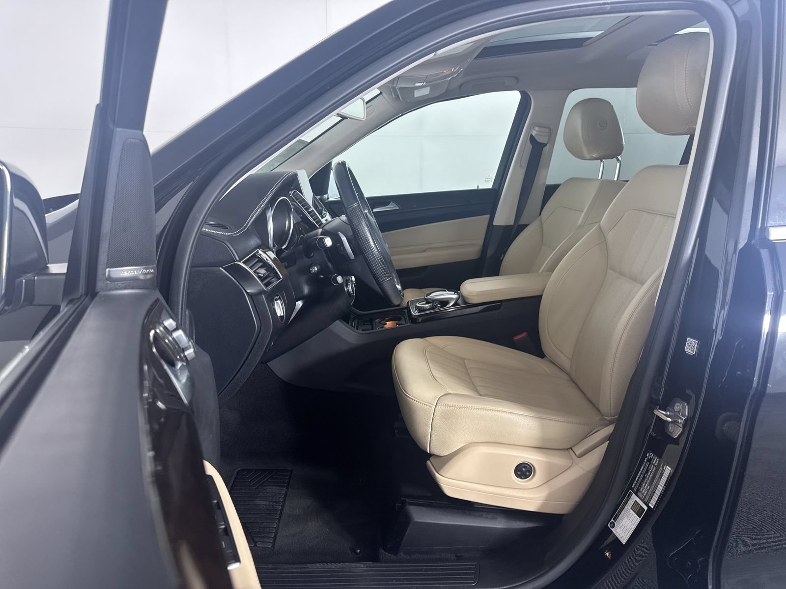 Used 2019 Black Mercedes-Benz GLS 450 image 14
