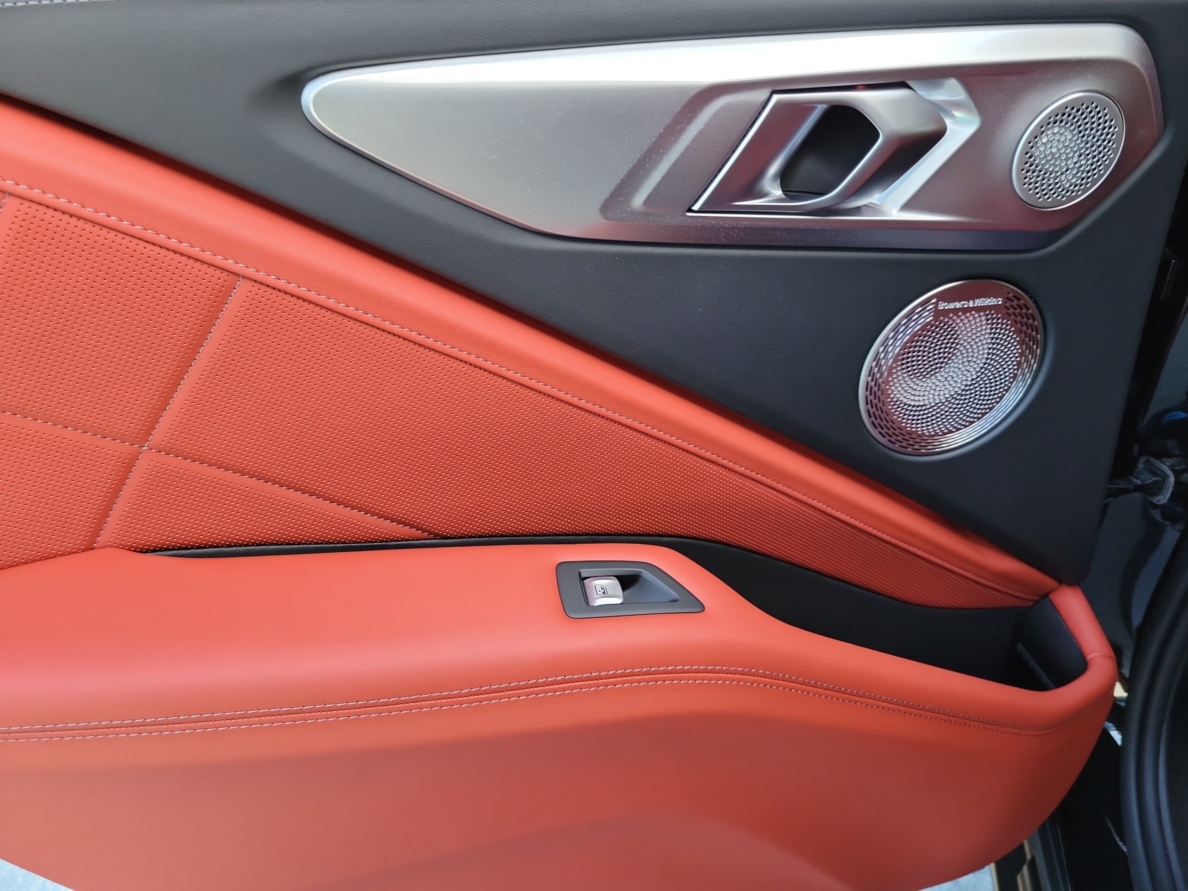 New 2026 Black Sapphire Metallic BMW Label image 11
