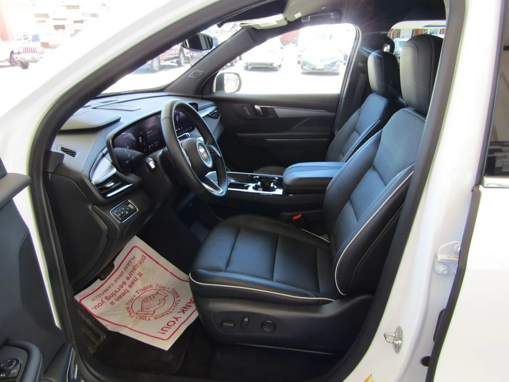 Used 2025 White Buick Preferred image 27