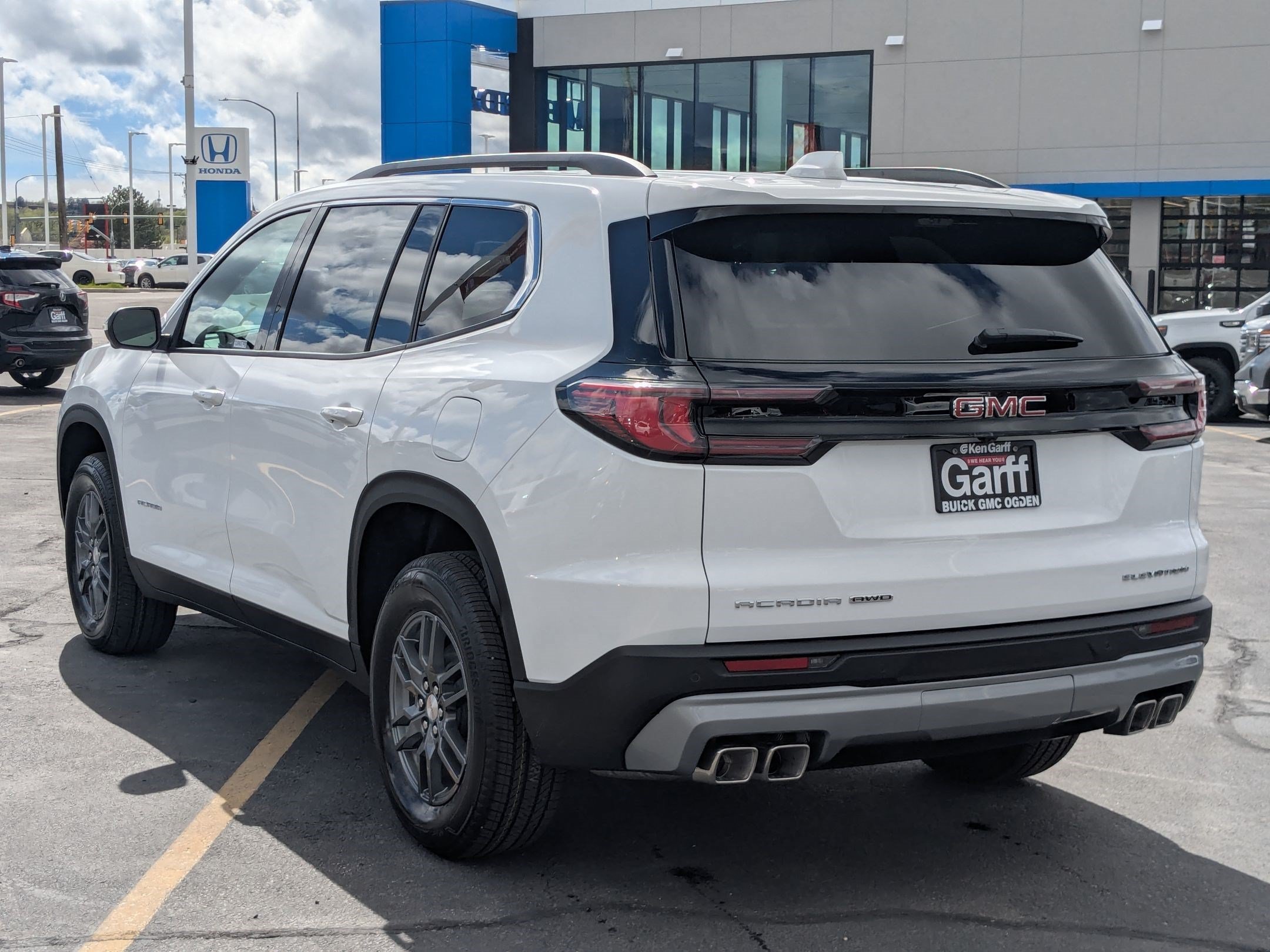 2026 GMC Acadia Elevation - Photo 5