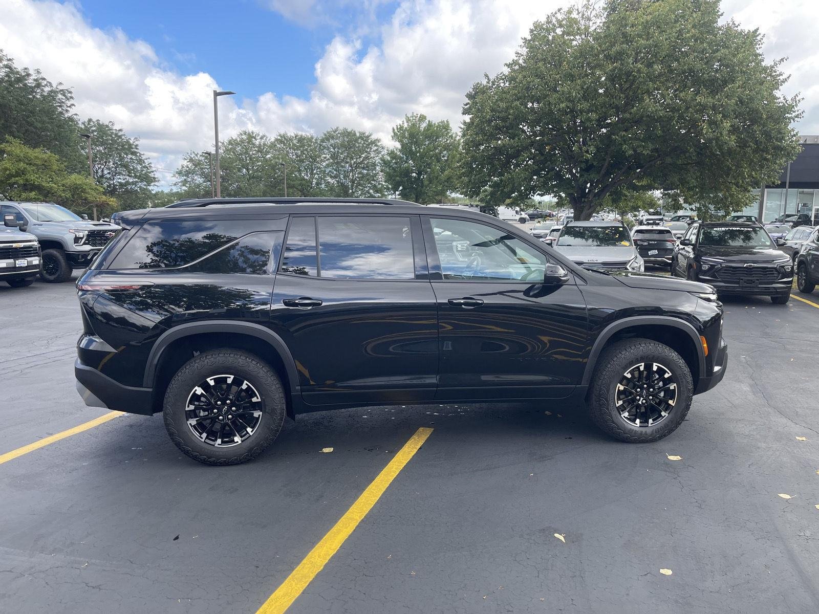 Used 2024 Mosaic Black Metallic Chevrolet AWD Z71 image 8